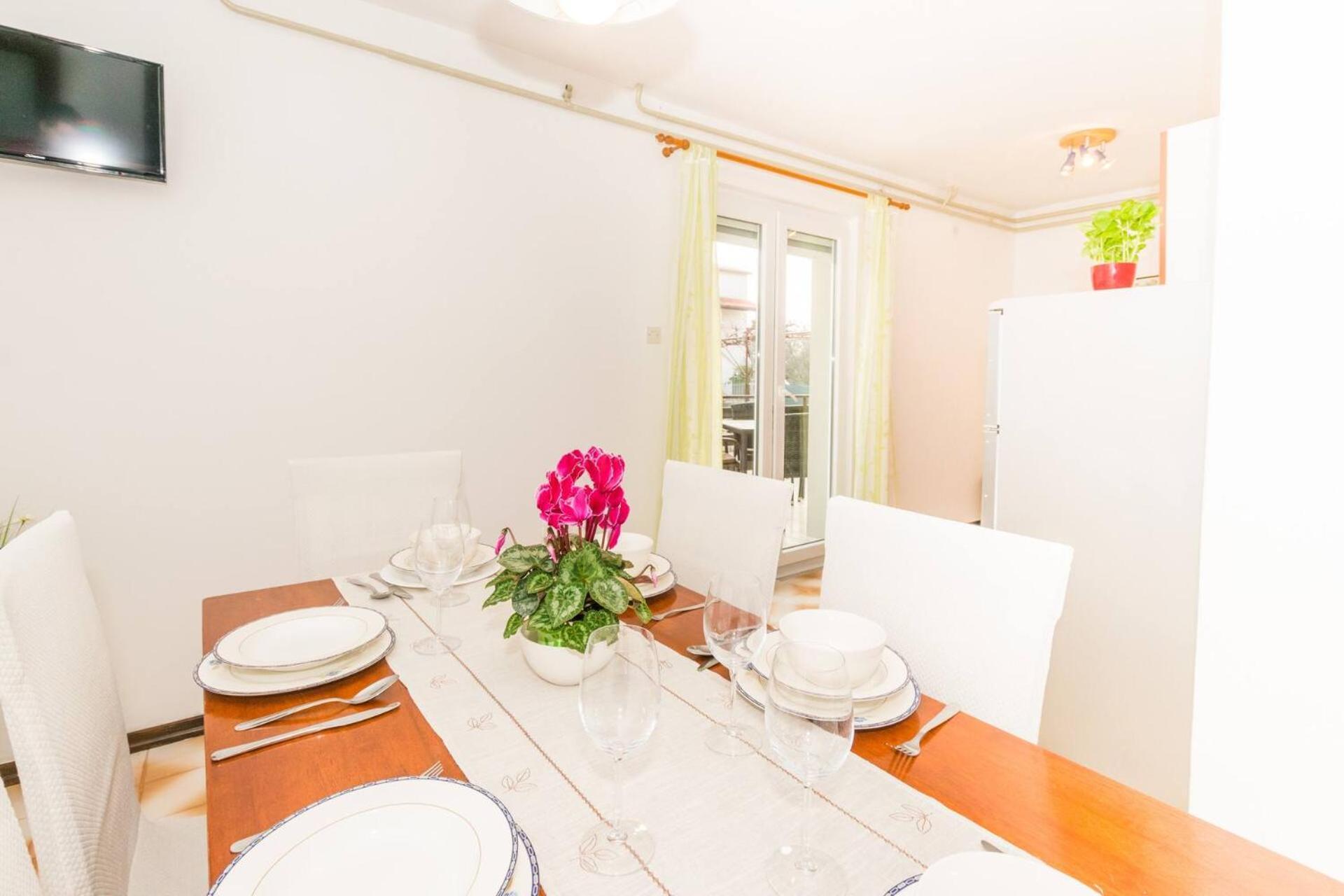 Family House With 2 Apartments - Irma Medulin Ngoại thất bức ảnh