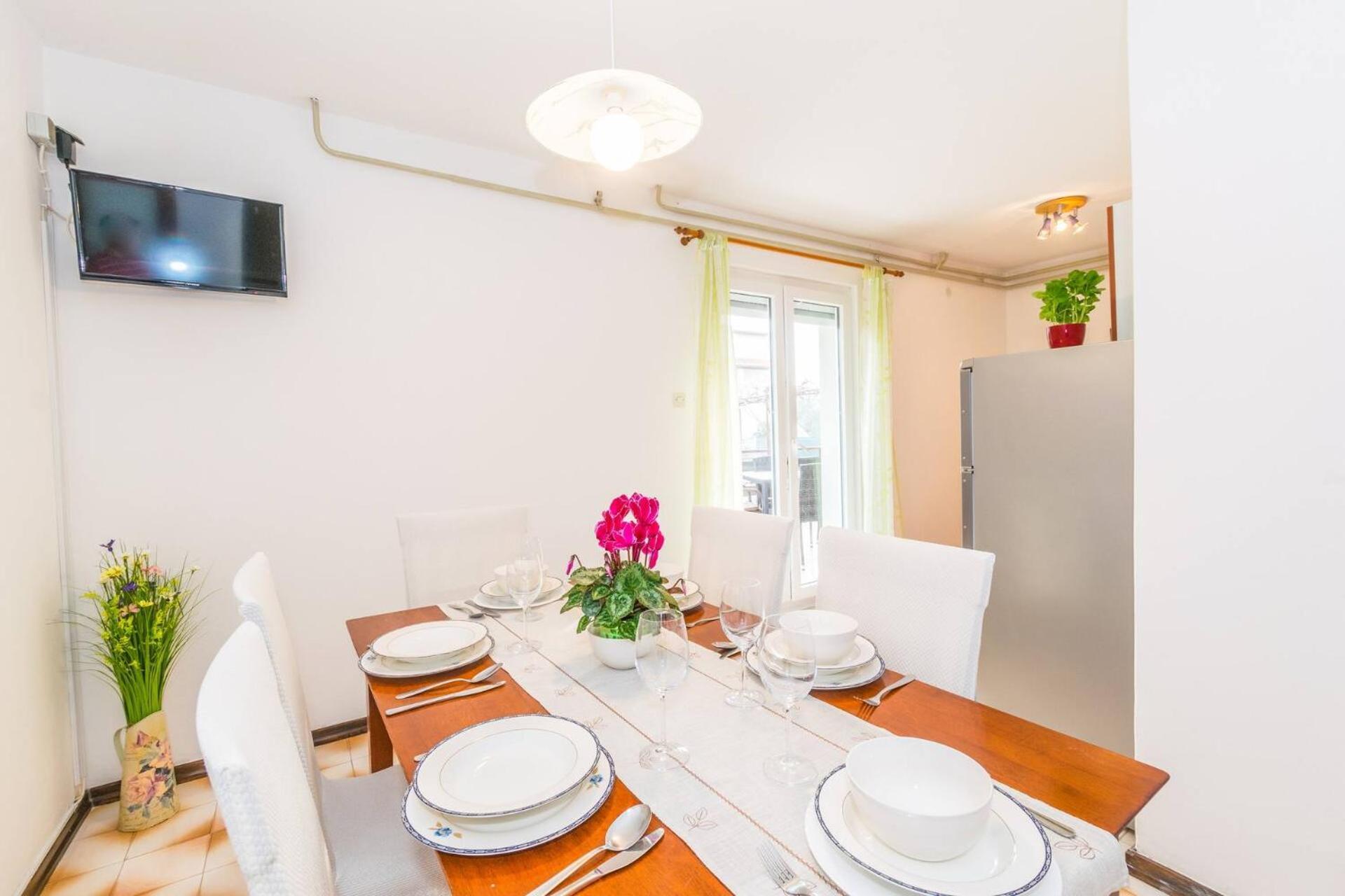 Family House With 2 Apartments - Irma Medulin Ngoại thất bức ảnh