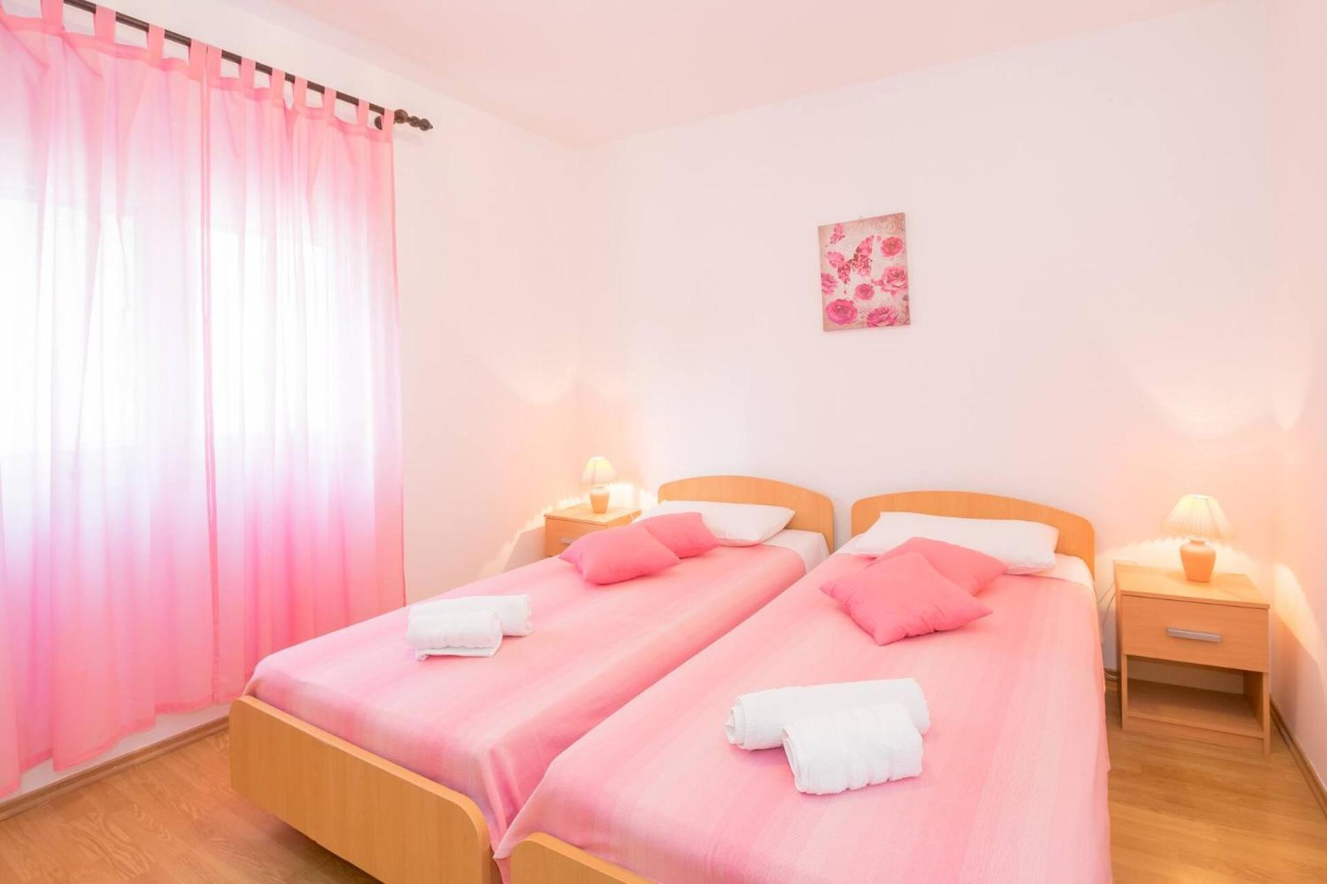 Family House With 2 Apartments - Irma Medulin Ngoại thất bức ảnh