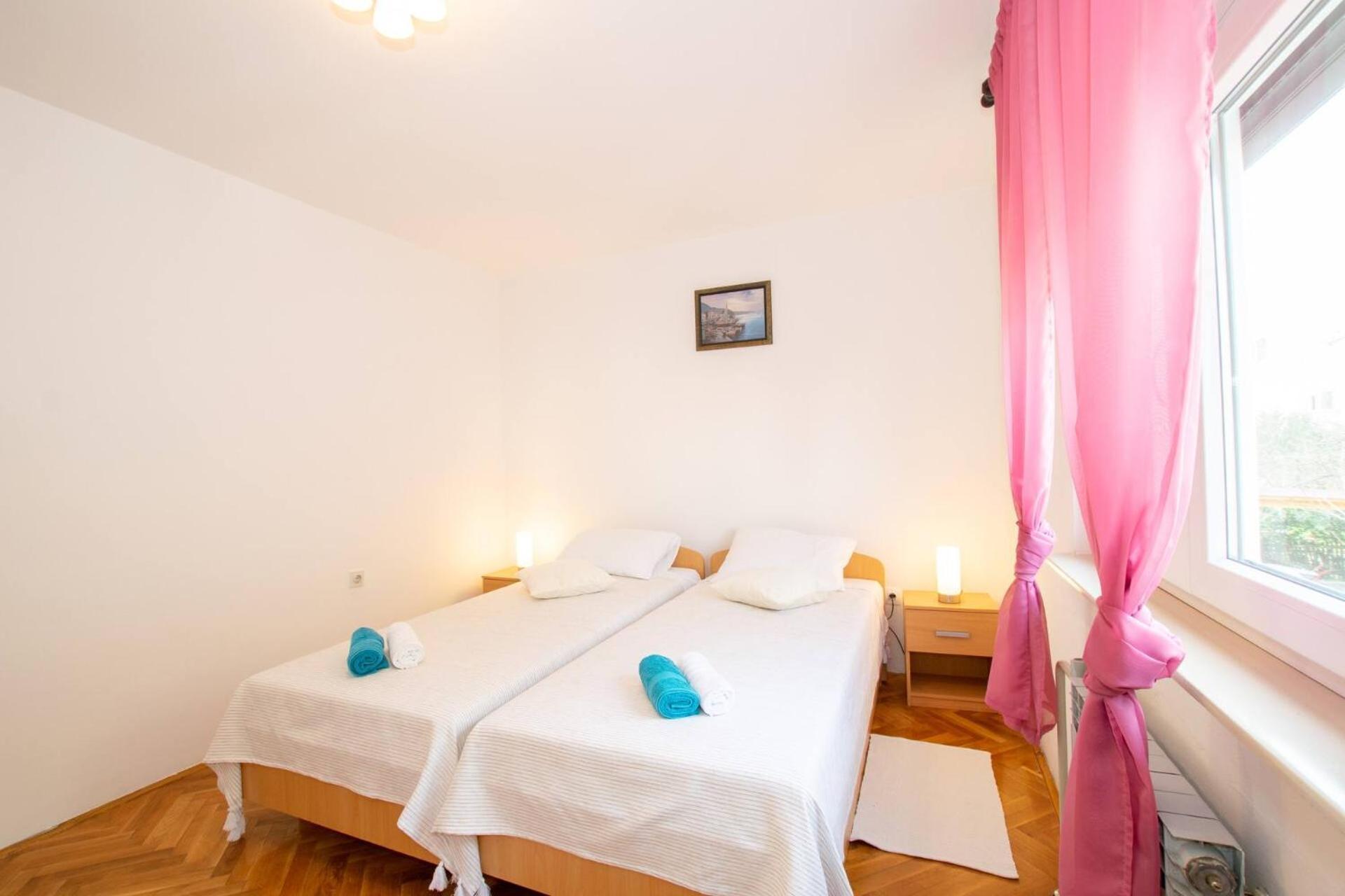 Family House With 2 Apartments - Irma Medulin Ngoại thất bức ảnh